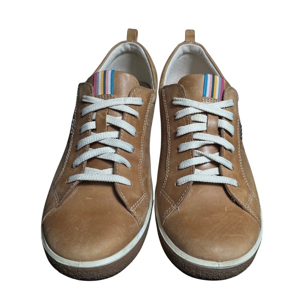 Ecco Brown Sneakers with White Laces - Picture 5 of 9